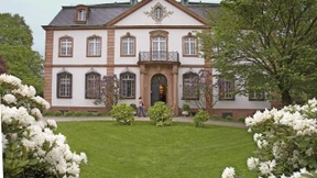 Union International Club sichert sich Villa Merton für 60 Jahre