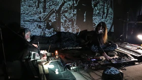 Freie Klänge für die Totenruhe