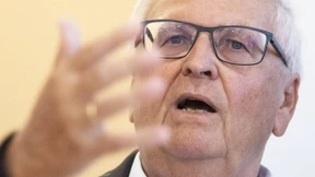 Die Angeklagten fehlen „unentschuldigt“