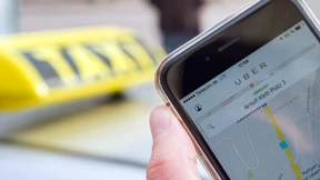 Landgericht Stuttgart verhandelt Klage der Taxi-Zentrale gegen Uber 