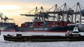 Deutscher Exportüberschuss über EU-Warnschwelle