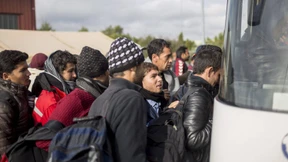 Erste Staus auf der Balkanroute für Flüchtlinge