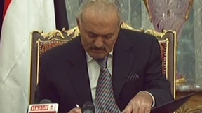 Präsident Salih willigt in Machtübergabe ein