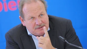 Bsirske droht mit langen Streiks in Kitas