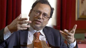 Die Kristallkugel ist nichts als eine kaputte Glühbirne