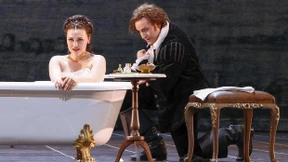 Lasst uns das Baguettebrot brechen