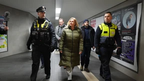 Wo selbst eine Kita sich mit Stacheldraht schützt