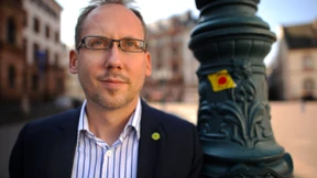 Fraktionschef sitzt auf Landtagstoilette fest