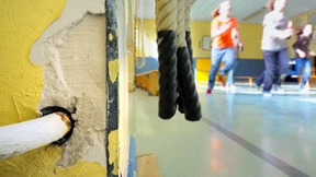Frischer Putz für alte Hallen