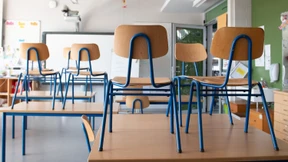 Maskenlos lernen in der Scheune