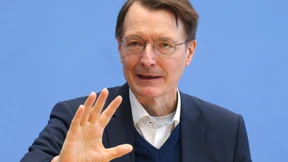 Lauterbach stellt Lockerungen vor Ostern in Aussicht