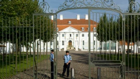 Gruppenfoto vor Zauberschloss