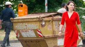 Nicht nur die Frau an seiner Seite