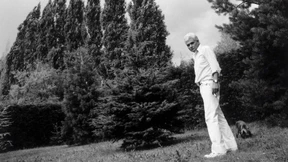 Denker auf dem Laufsteg