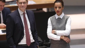 Müller setzt sich gegen Chebli durch