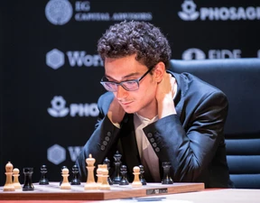 Caruana opfert und verliert