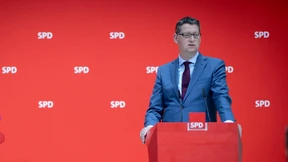 Stochern im Nebel und erste Kritik