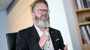 Madsen fordert Windhorst-Rückzug