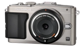 Von Kamera an soziales Netzwerk: Achtung, Bilder!