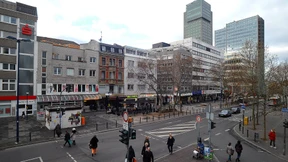 Ohne Ampelmännchen über den Marktplatz