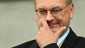 DFB-Präsident Grindel bricht Interview ab