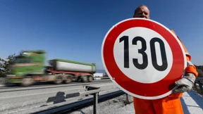 Polizeigewerkschaft und Versicherer für Tempolimits