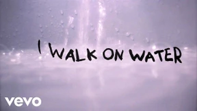 Eminem – „Walking On Water“