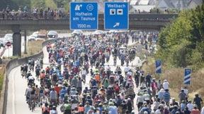 Mit dem Rad und dem E-Scooter