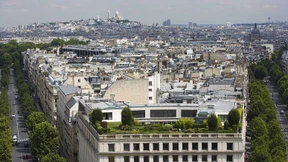 Im grünen Himmel über Paris