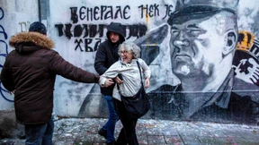 Ein Kriegsverbrecher an der Hauswand