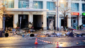 Großaquarium mit einer Million Liter Wasser geplatzt – zwei Verletzte