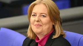 Arbeitsministerin will von Beamten Rentenbeiträge kassieren