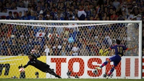 Kagawa schießt Japan raus