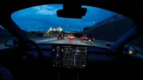 Sicherheitsexperten manipulieren Teslas Autopiloten