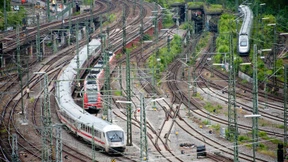 Die Bahn schafft nur noch halb soviel Gewinn