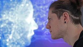 KI argumentiert erfolgreicher als Menschen