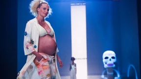 Im achten Monat auf den Laufsteg