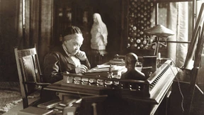 Briefe verbrennt man gleich oder nie