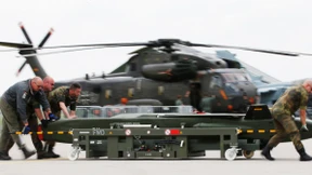 Frieden schaffen mit Waffen