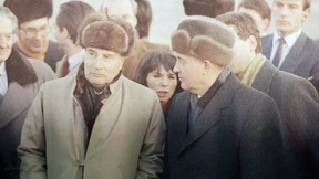 Friedensstifter, Gefängnisaufseher, Totengräber