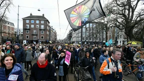 Ausschreitungen bei Protesten gegen Corona-Lockdown
