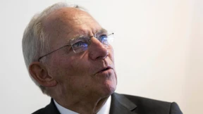 Schwarze Null soll trotz Flüchtlingskosten stehen