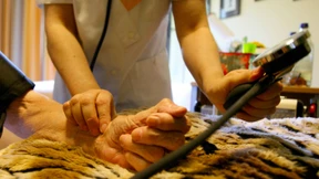 In Hessen droht mehr Gewalt in der Pflege