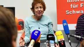 Ärztin kämpft weiter gegen umstrittenen Paragrafen 219a