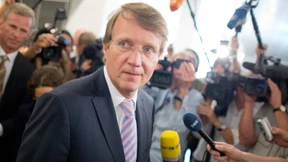 Opposition:  Verfassungswidrige Totalüberwachung