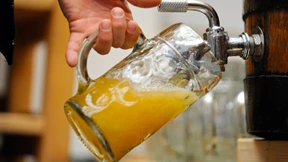 Trump droht uns mit neuen Zöllen