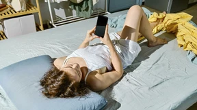 Mehr Zeit fürs Internet, weniger Zeit für Freunde