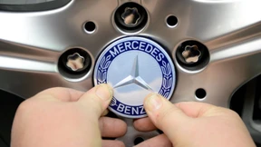 Daimler steigert Gewinn