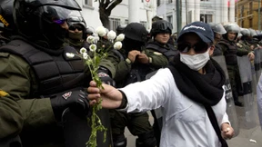 Mit Tränengas gegen Ärzte