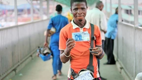 Nigeria gibt Währung für Handel frei